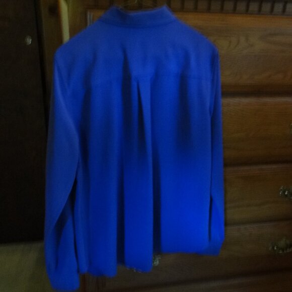 Blouse - Picture 2 of 2